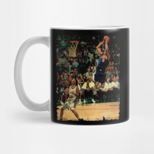 Vince Carter - Vintage Design Of Basketball Mug